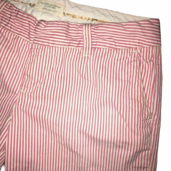 Read Vintage American Eagle Bermuda Shorts Womens 4 Pink White Striped Pockets - Picture 3 of 8